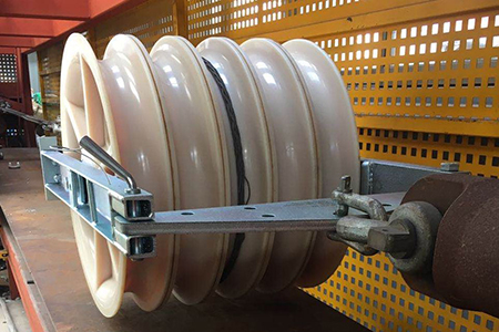 Five sheave stringing block: pull force testing